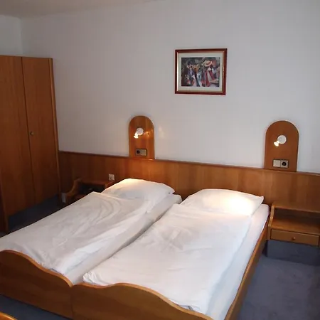 Strobel Hotel 3*